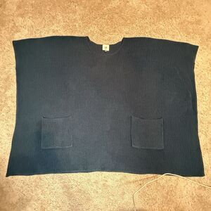 Cabi Flex Poncho Sweater Teal Size XS Knit With Front Pockets Oversized Stretchy